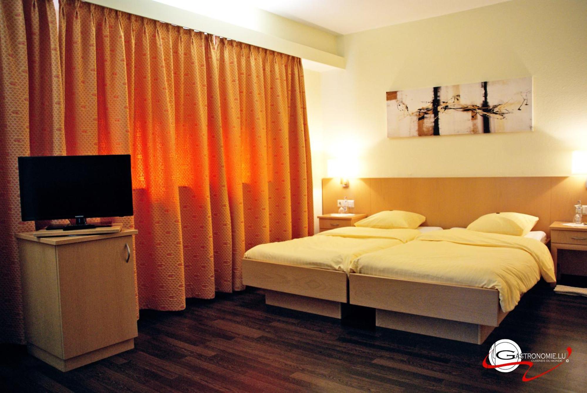 Logis Hotel Acacia Esch-sur-Alzette Pokoj fotografie