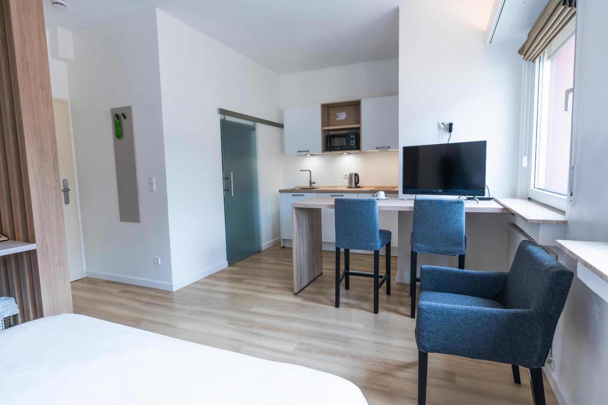Logis Hotel Acacia Esch-sur-Alzette Exteriér fotografie