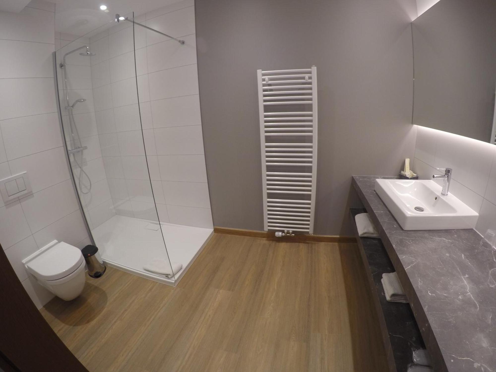 Logis Hotel Acacia Esch-sur-Alzette Exteriér fotografie