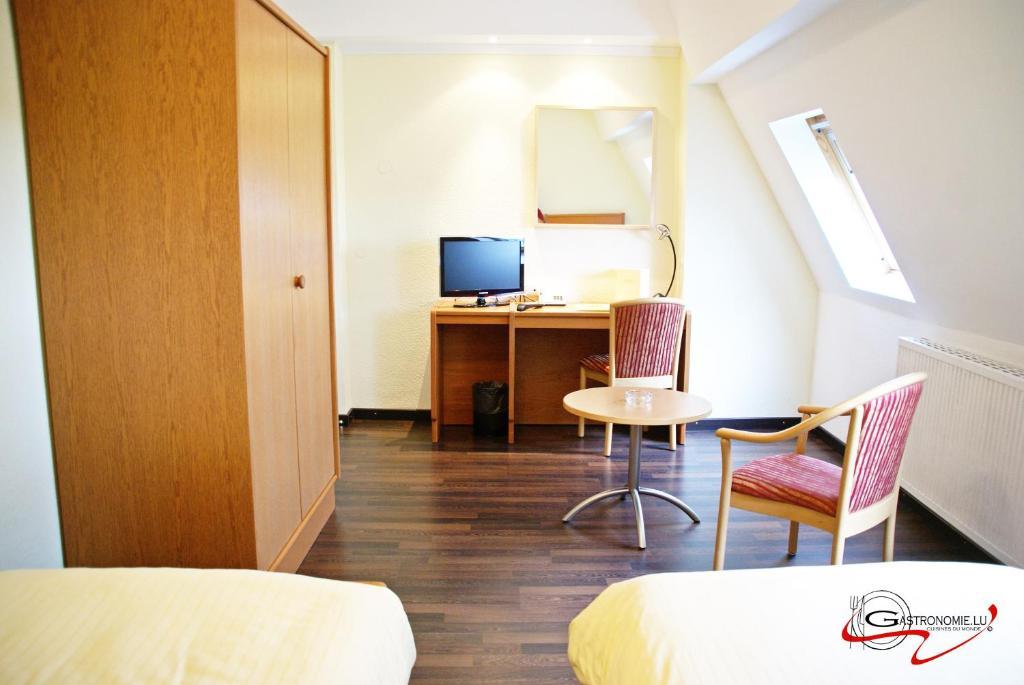 Logis Hotel Acacia Esch-sur-Alzette Pokoj fotografie